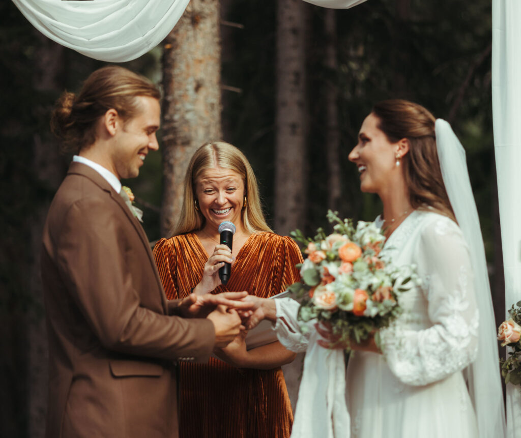 bride and groom saying vowels at brighton wedding venue