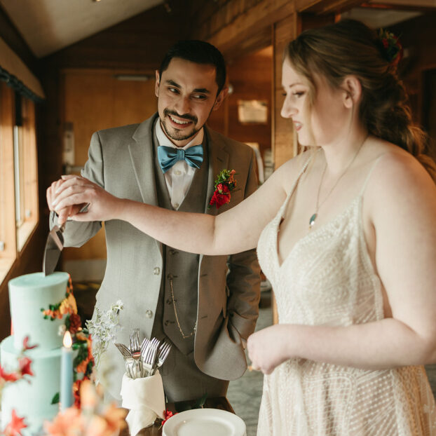 Wedding at Kalaloch Lodge in Olympic National Park.