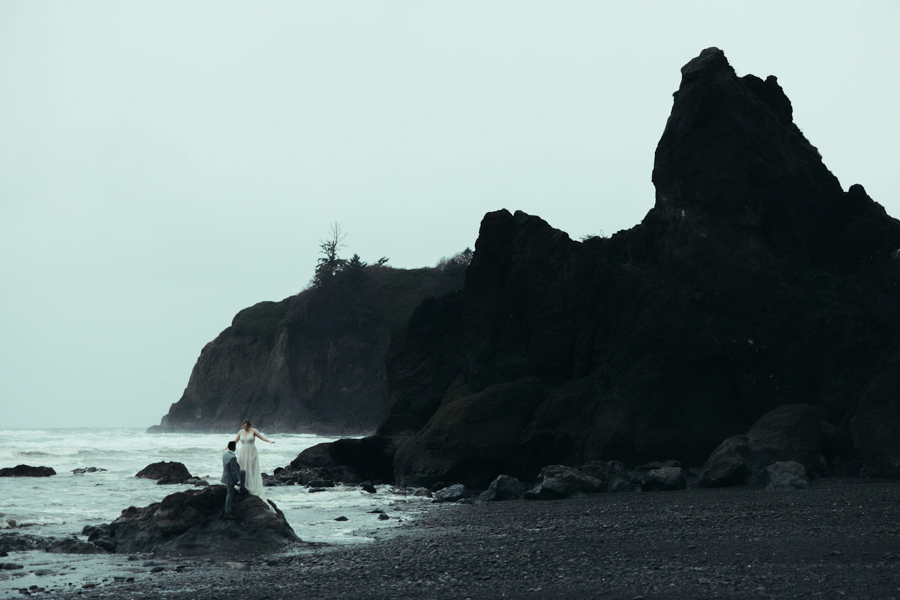 Olympic National Park wedding on Ruby Beach.