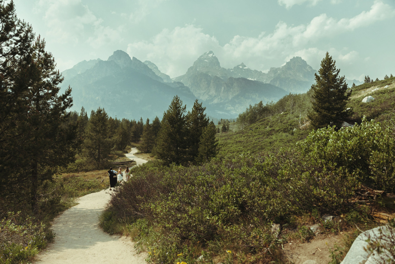 Hike to Taggart Lake for an elopement.