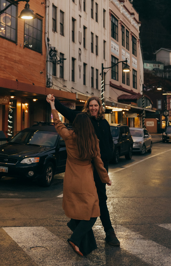 Engagement photoshoot in Juneau Alaska